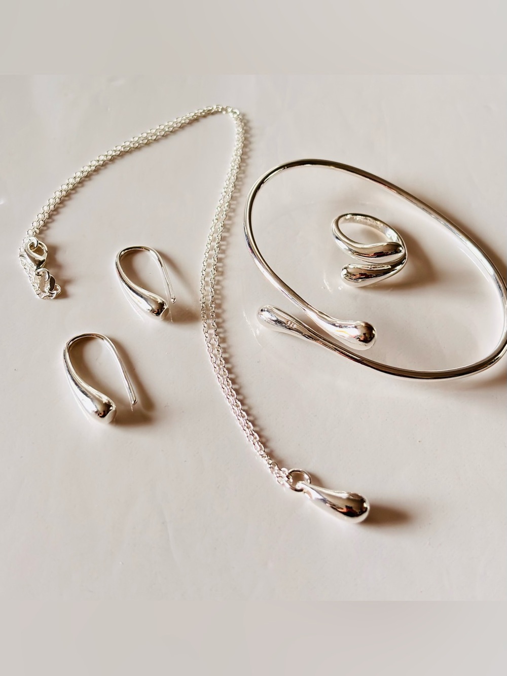 Elegant Water Drop silver Jewelry Set stamped 925